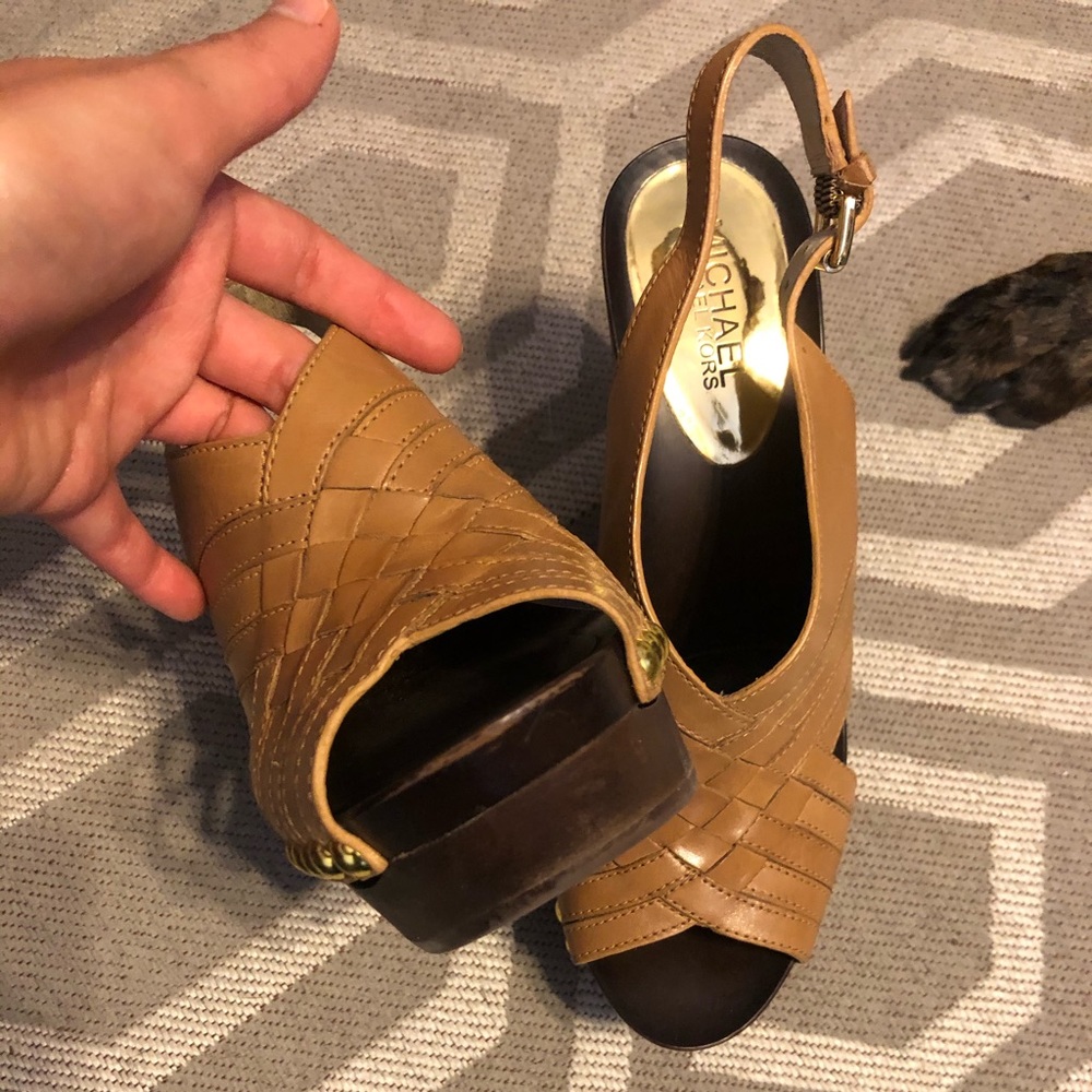 Brown Wood & leather Michael Kors Heel Harlow